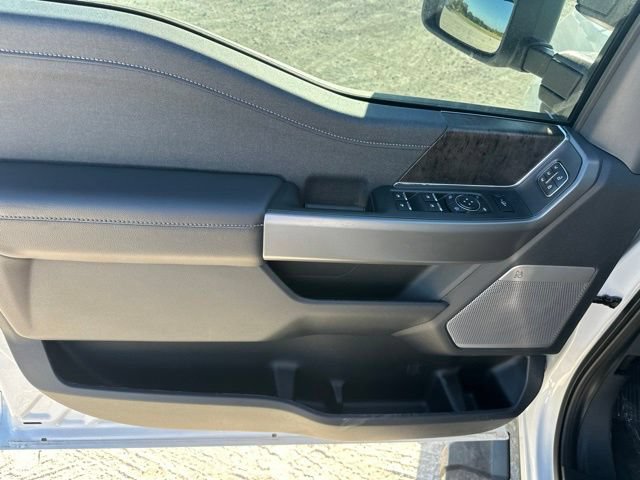 New 2026 Ford F250 Lariat w/ Black Appearance Package AWD/4WD image 21