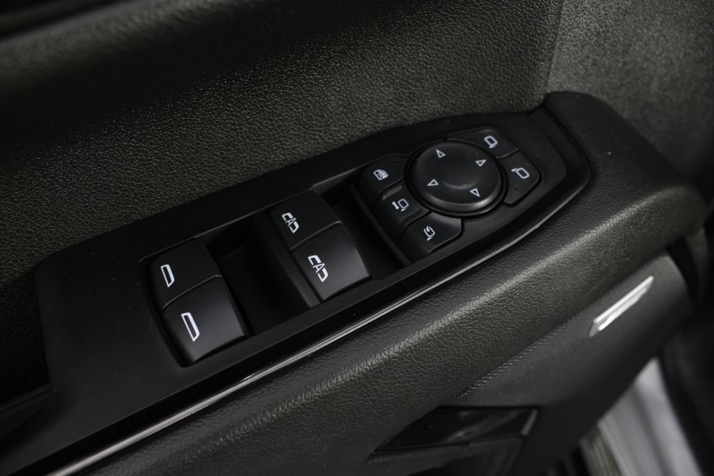 Used 2025 GMC Sierra 2500 AT4 w/ AT4 Premium Plus Package AWD/4WD image 19