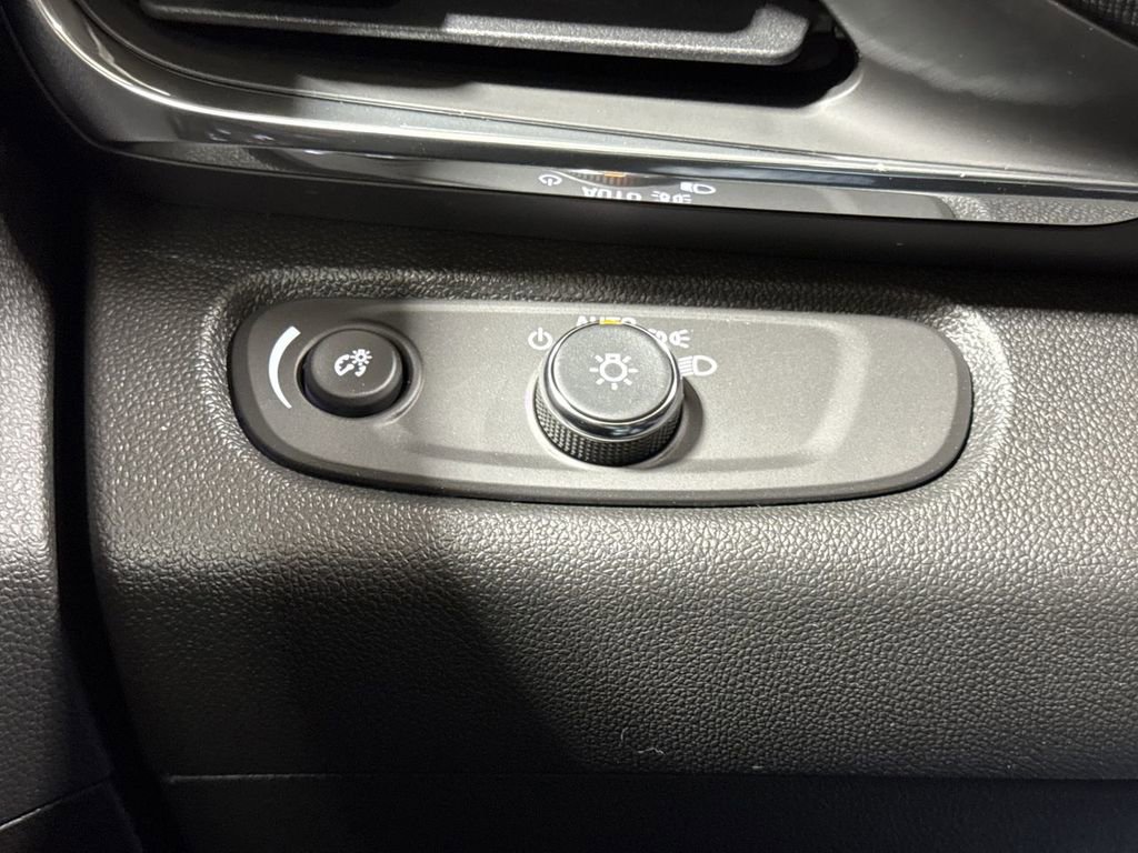 New 2026 Buick Envista Preferred w/ Convenience I Package image 18