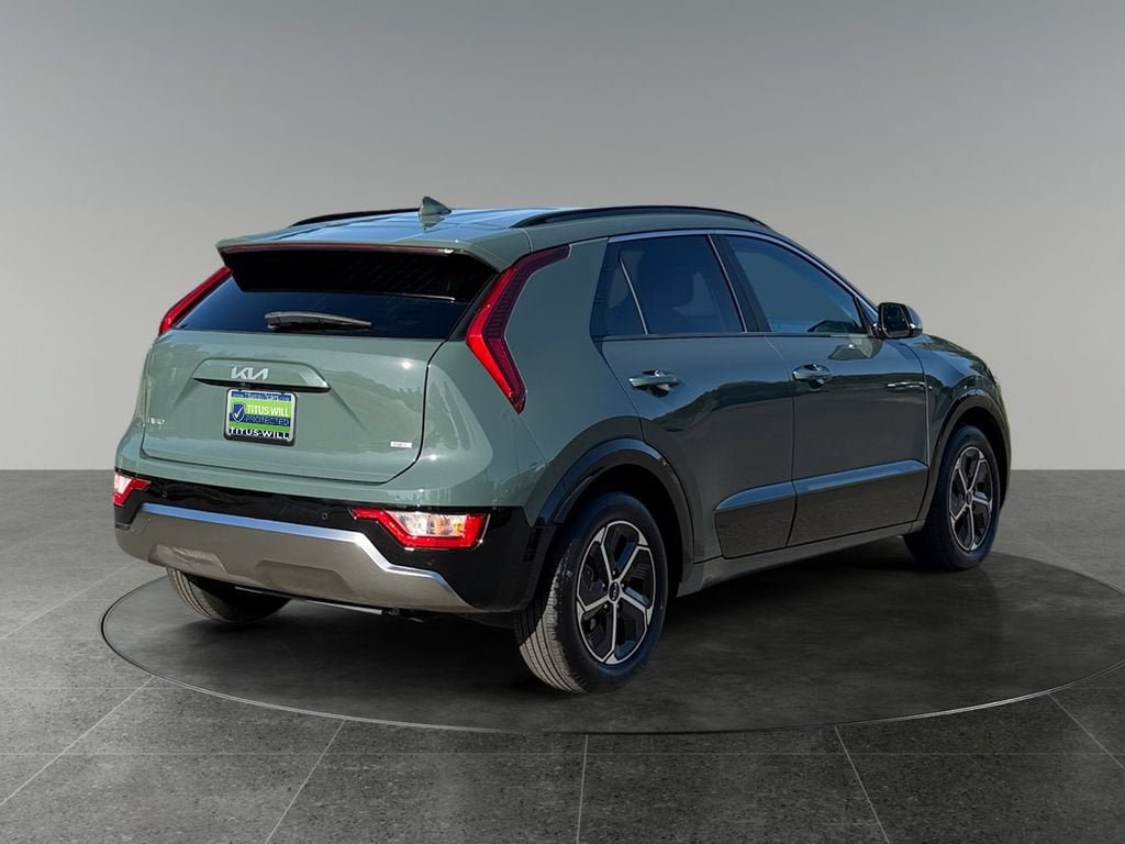 Used 2025 Kia Niro FWD image 9