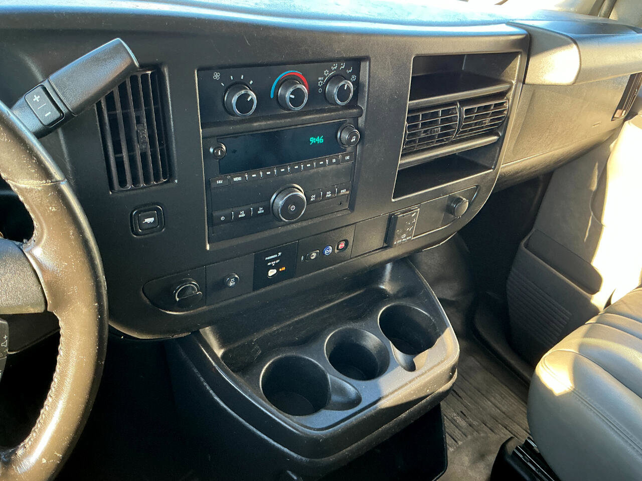 Used 2020 Chevrolet Express 3500 w/ Driver Convenience Package image 12