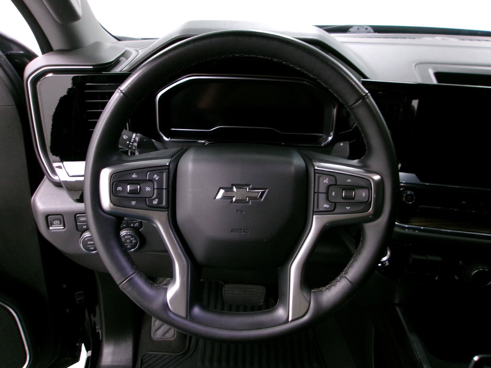 Used 2024 Chevrolet Silverado 1500 RST w/ All Star Edition Plus AWD/4WD image 6
