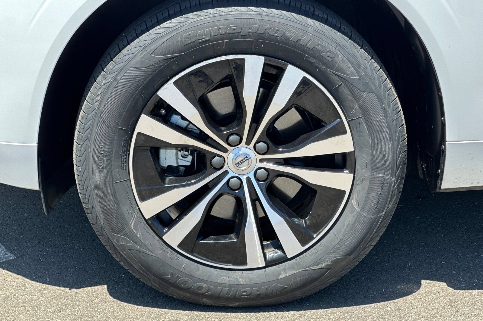 Used 2023 Volvo XC60 B5 Core w/ Protection Package Premier FWD image 41