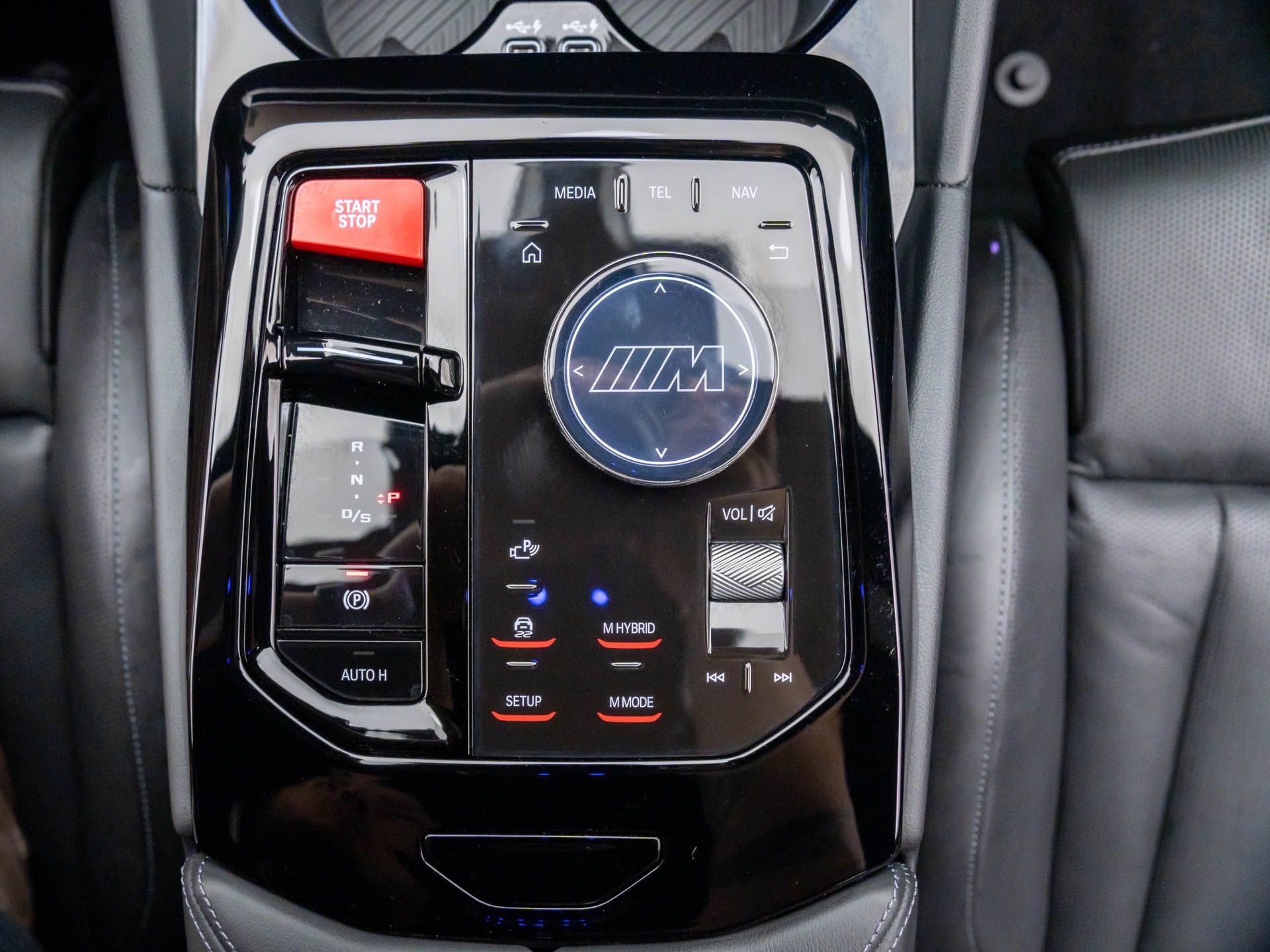 Used 2026 BMW M5 w/ Carbon Package image 14