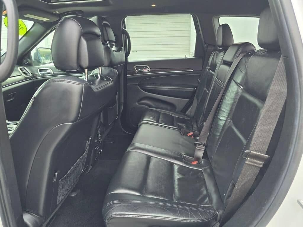 Used 2021 Jeep Grand Cherokee Limited AWD/4WD image 19
