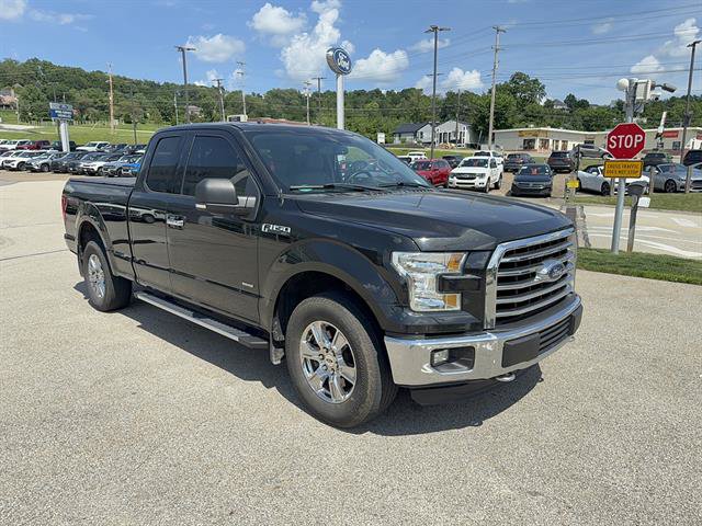 Used 2015 Ford F150 XLT w/ Equipment Group 302A Luxury AWD/4WD image 4