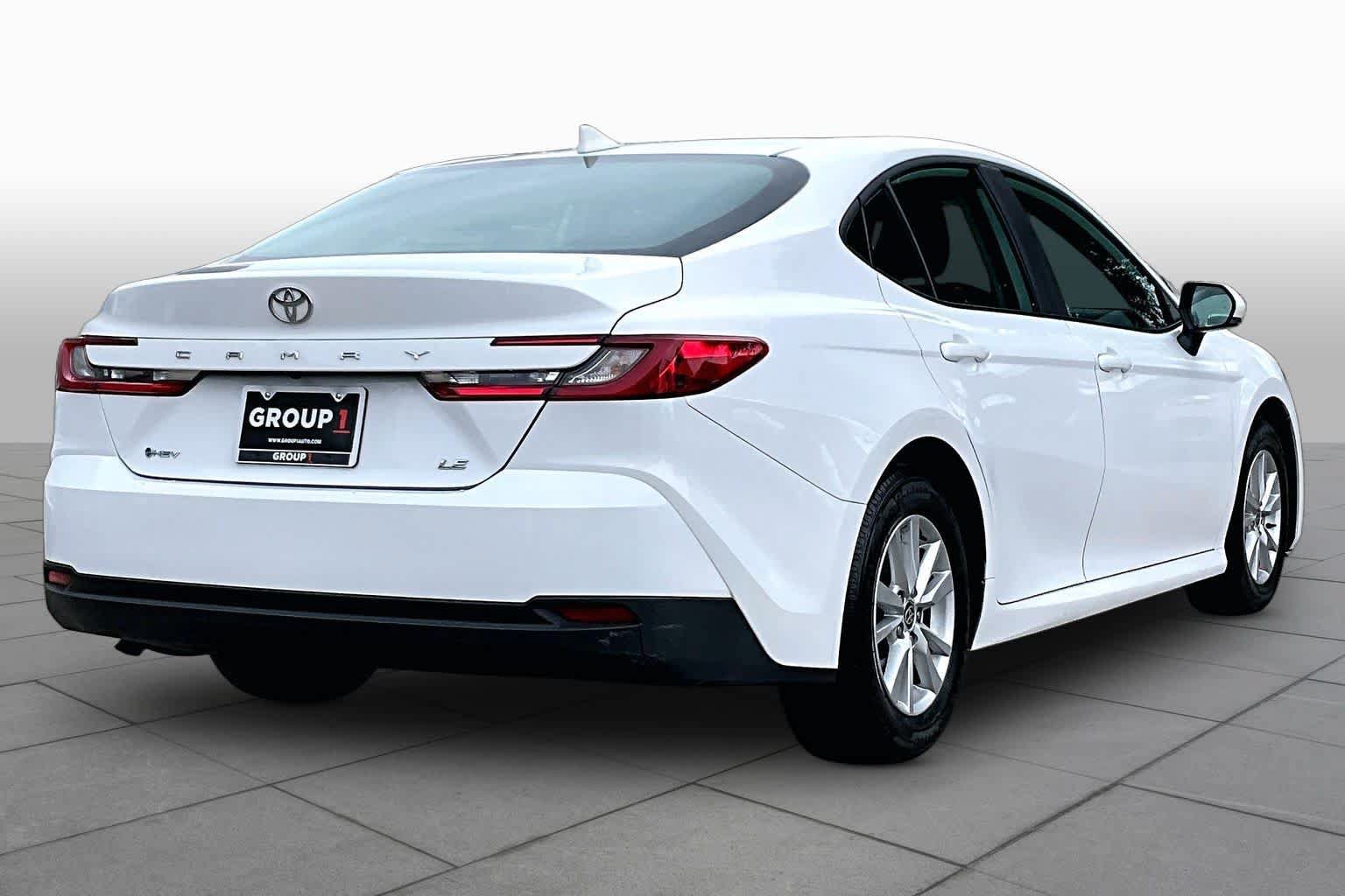 Used 2026 Toyota Camry LE FWD image 13