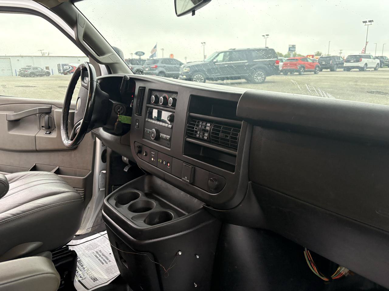 Used 2020 Chevrolet Express 3500 w/ Power Convenience Package RWD image 24