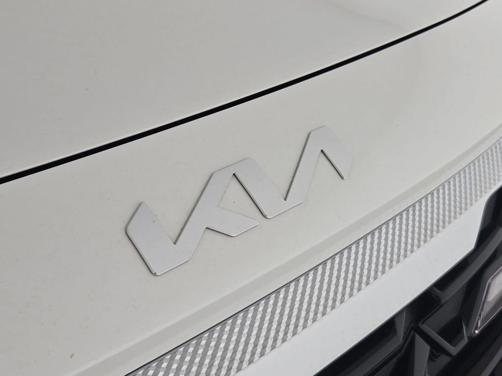 Used 2025 Kia Seltos S image 37