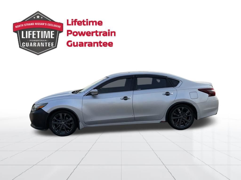 Used 2016 Nissan Altima 2.5 SR FWD image 2