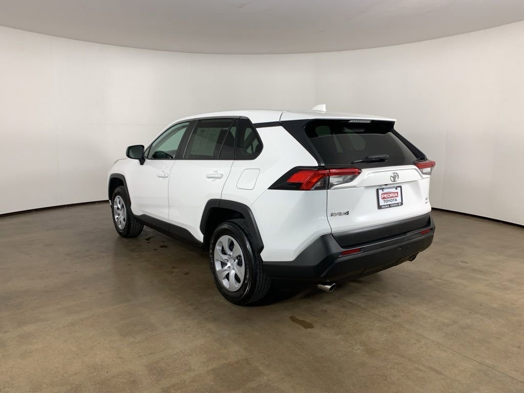Used 2024 Toyota RAV4 LE AWD/4WD image 14
