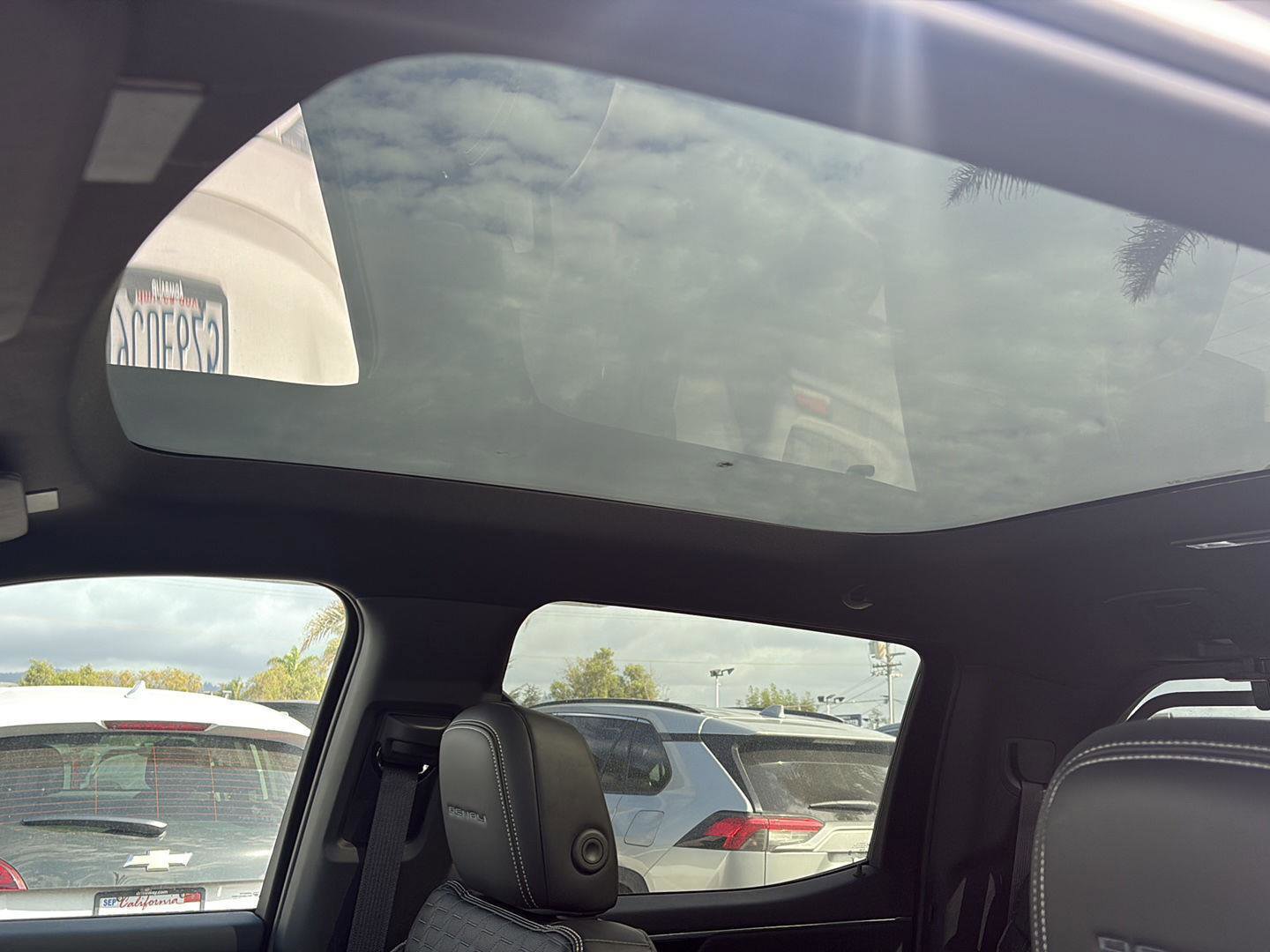 Used 2024 GMC Sierra EV Denali image 14