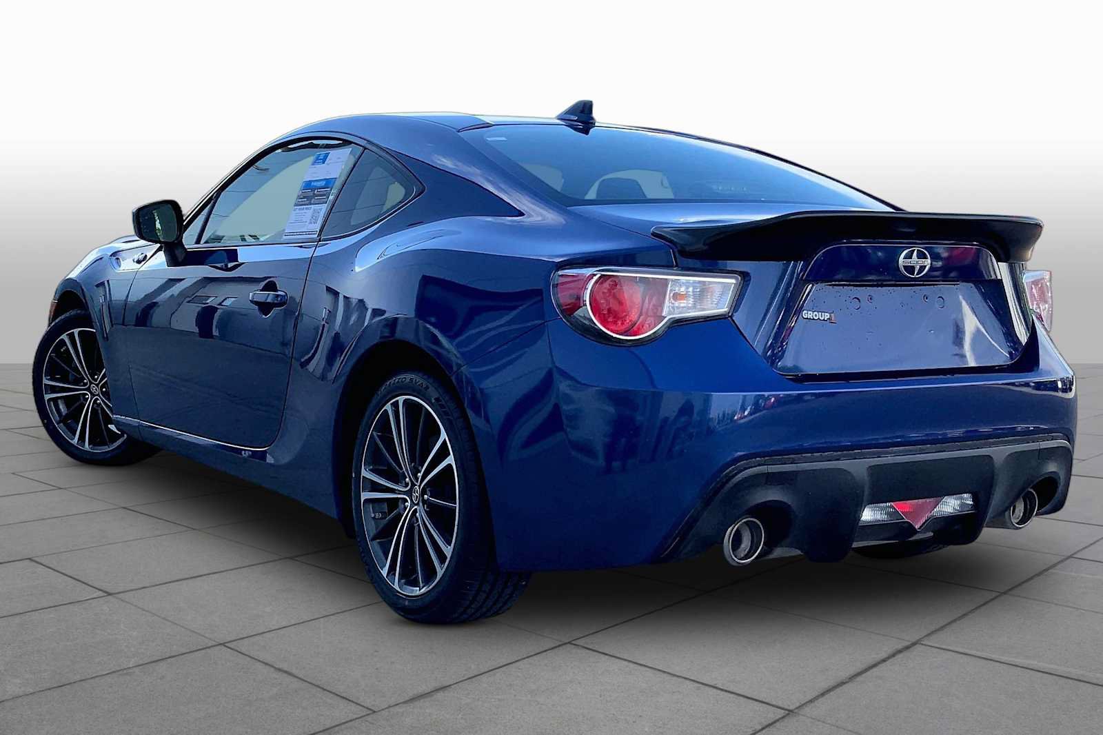 Used 2015 Scion FR-S RWD image 10