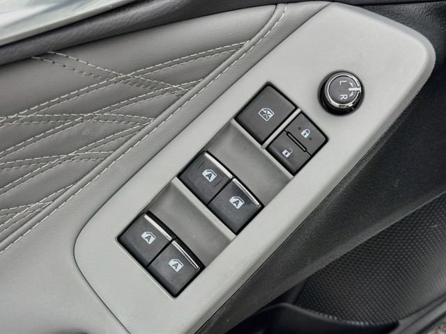 Used 2019 Toyota Avalon Limited FWD image 22