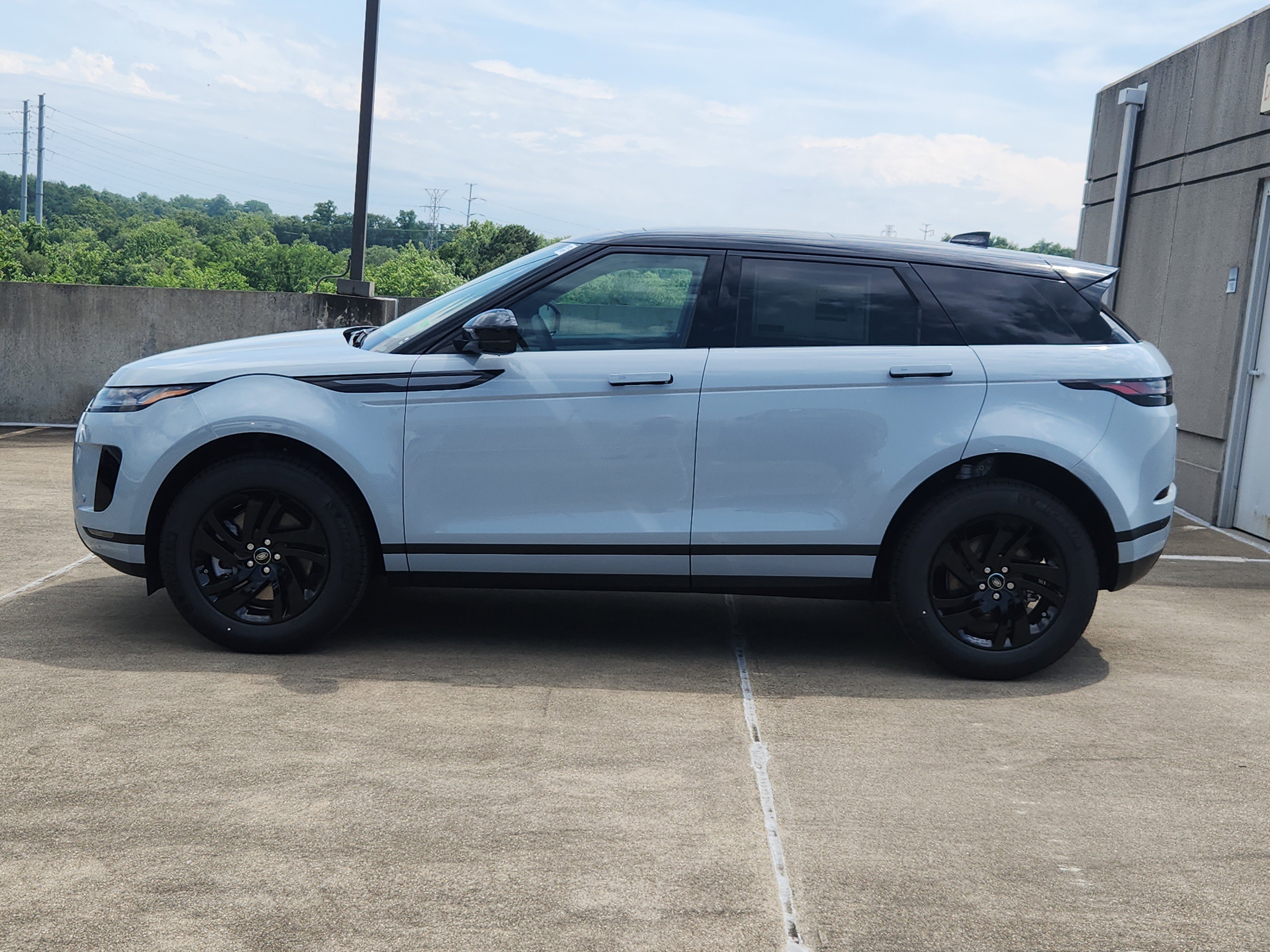 New 2026 Land Rover Range Rover Evoque S image 6