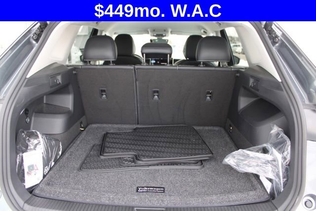 Certified 2025 Volkswagen Tiguan SE AWD/4WD image 10