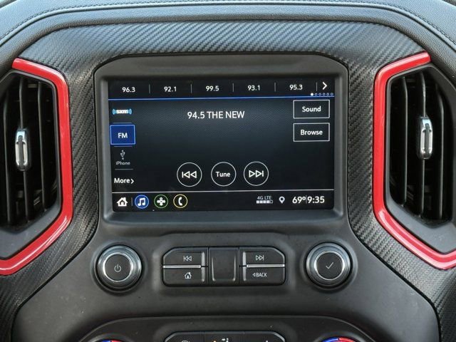 Used 2022 Chevrolet Silverado 1500 RST w/ Z71 Off-Road Package image 14