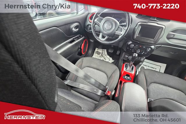 Used 2020 Jeep Renegade Trailhawk w/ Cold Weather Group AWD/4WD image 10