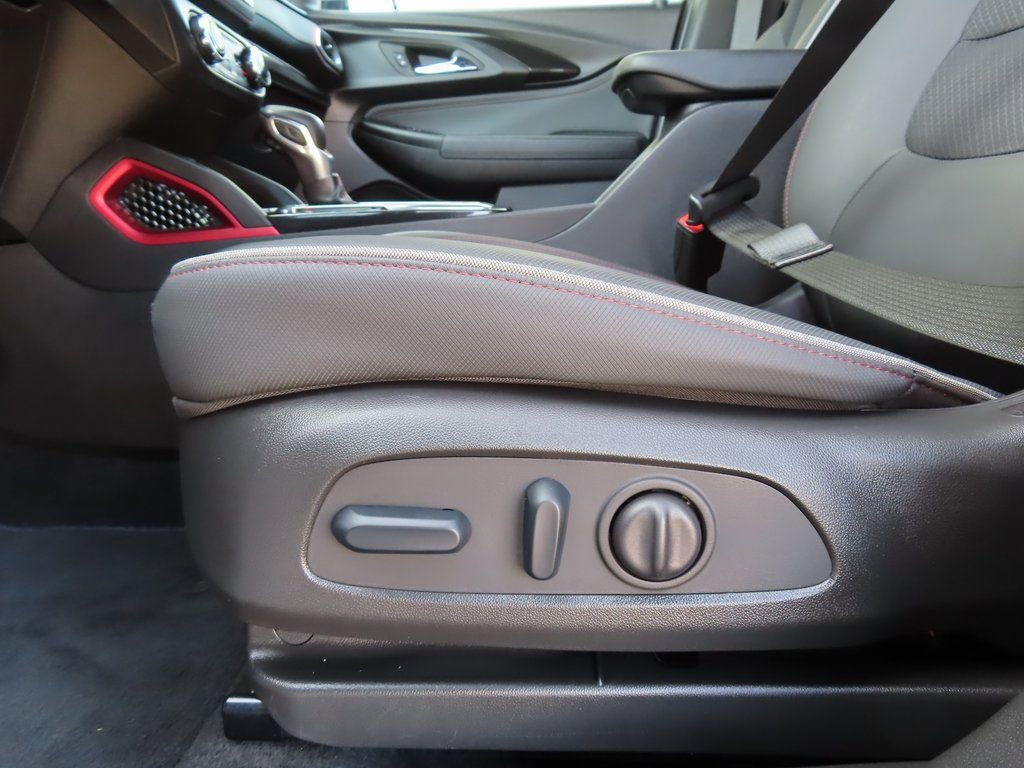 Certified 2023 Chevrolet TrailBlazer RS w/ Convenience Package image 6