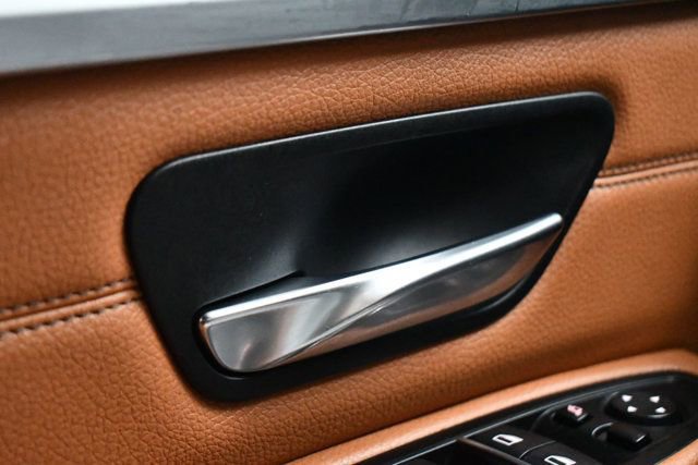 Used 2018 BMW 430i xDrive Convertible image 23