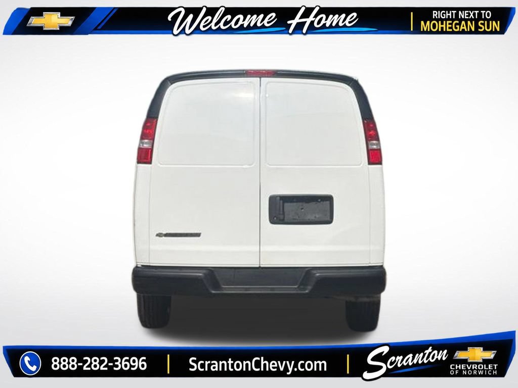 Certified 2025 Chevrolet Express 2500 RWD image 3