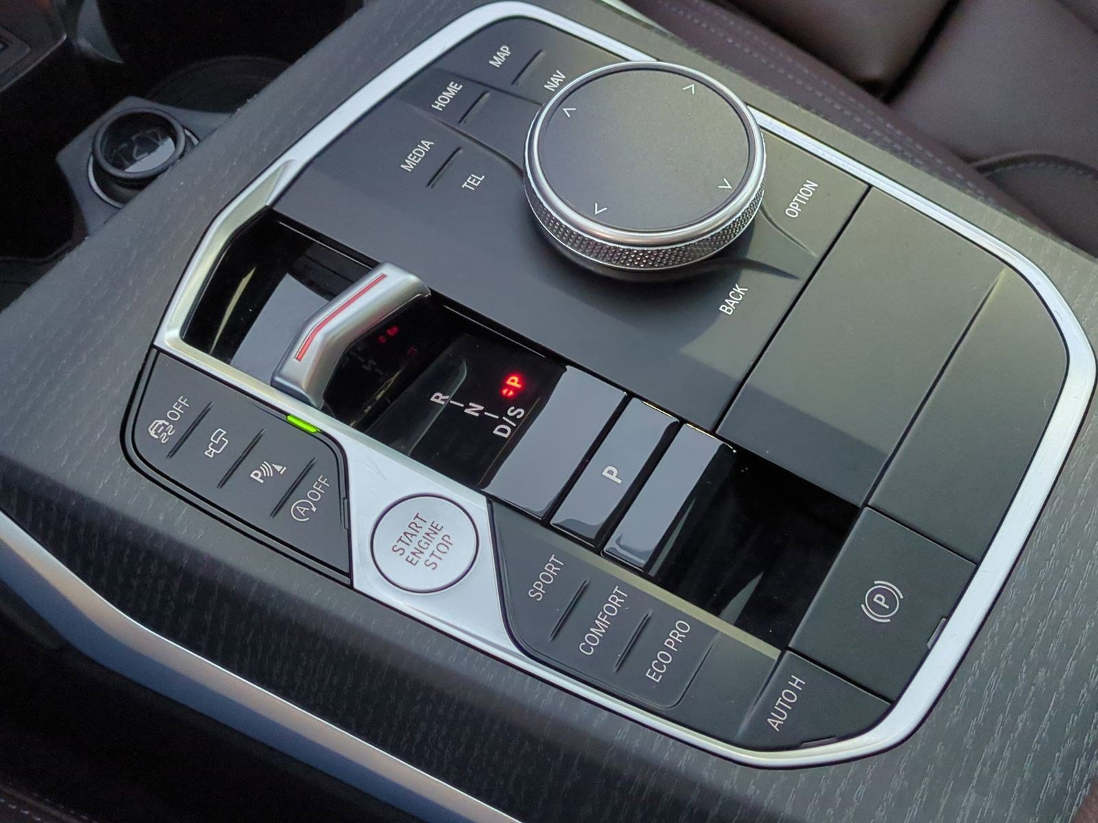 Certified 2025 BMW 330i Sedan w/ Premium Package image 25