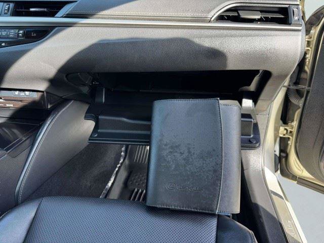Used 2021 Lexus ES 250 w/ Premium Package AWD/4WD image 51