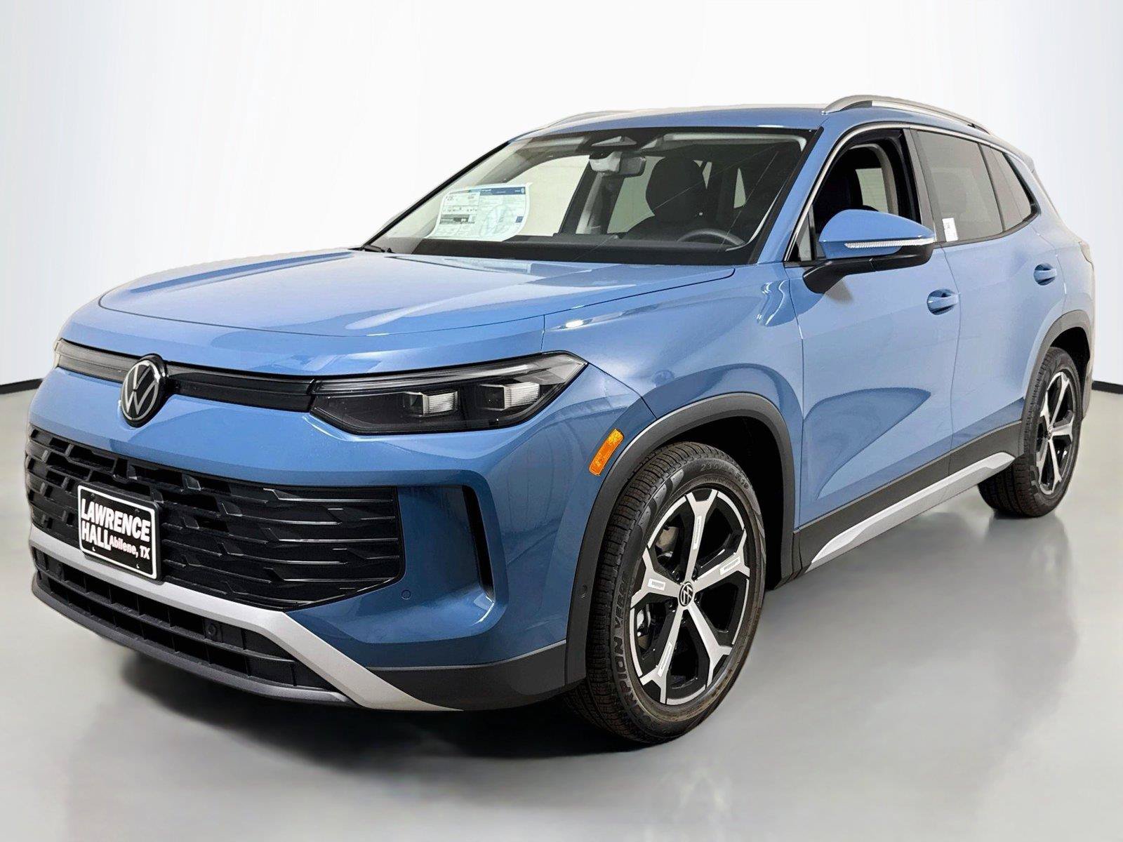 New 2026 Volkswagen Tiguan SE