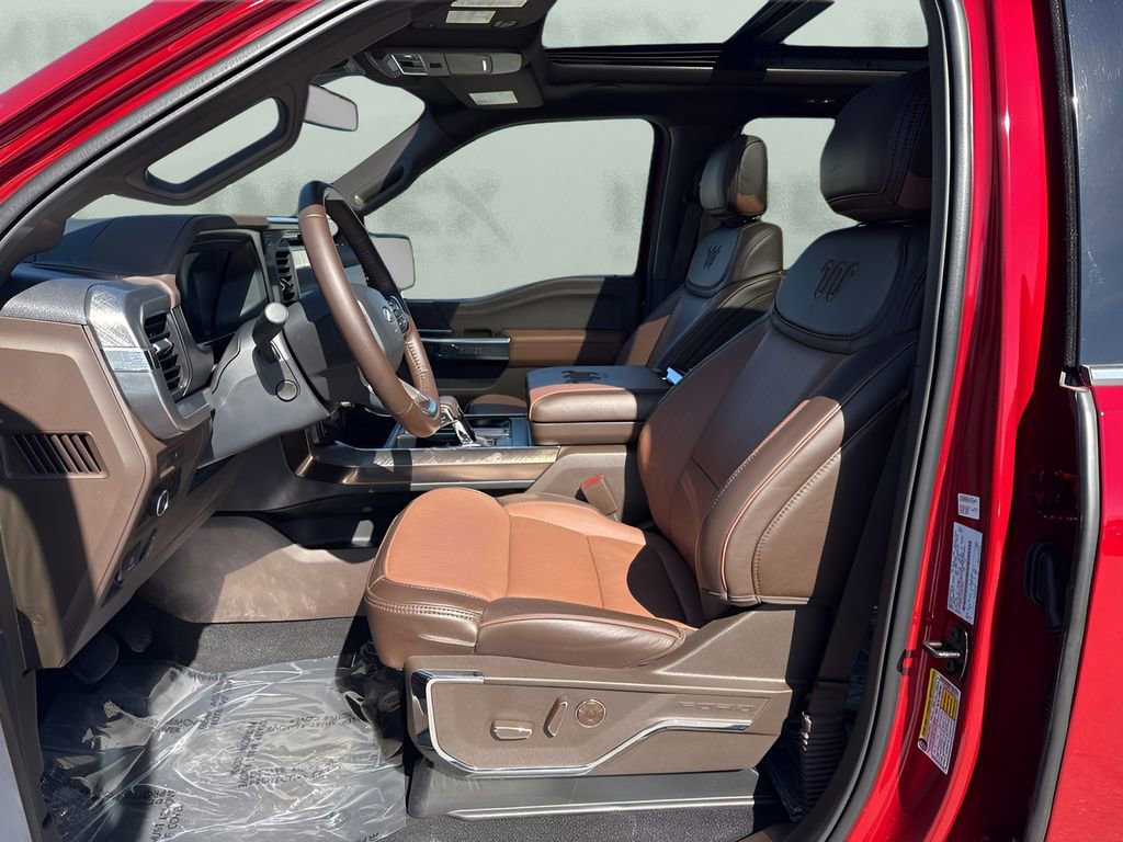 Used 2025 Ford F150 King Ranch w/ FX4 Off-Road Package image 9