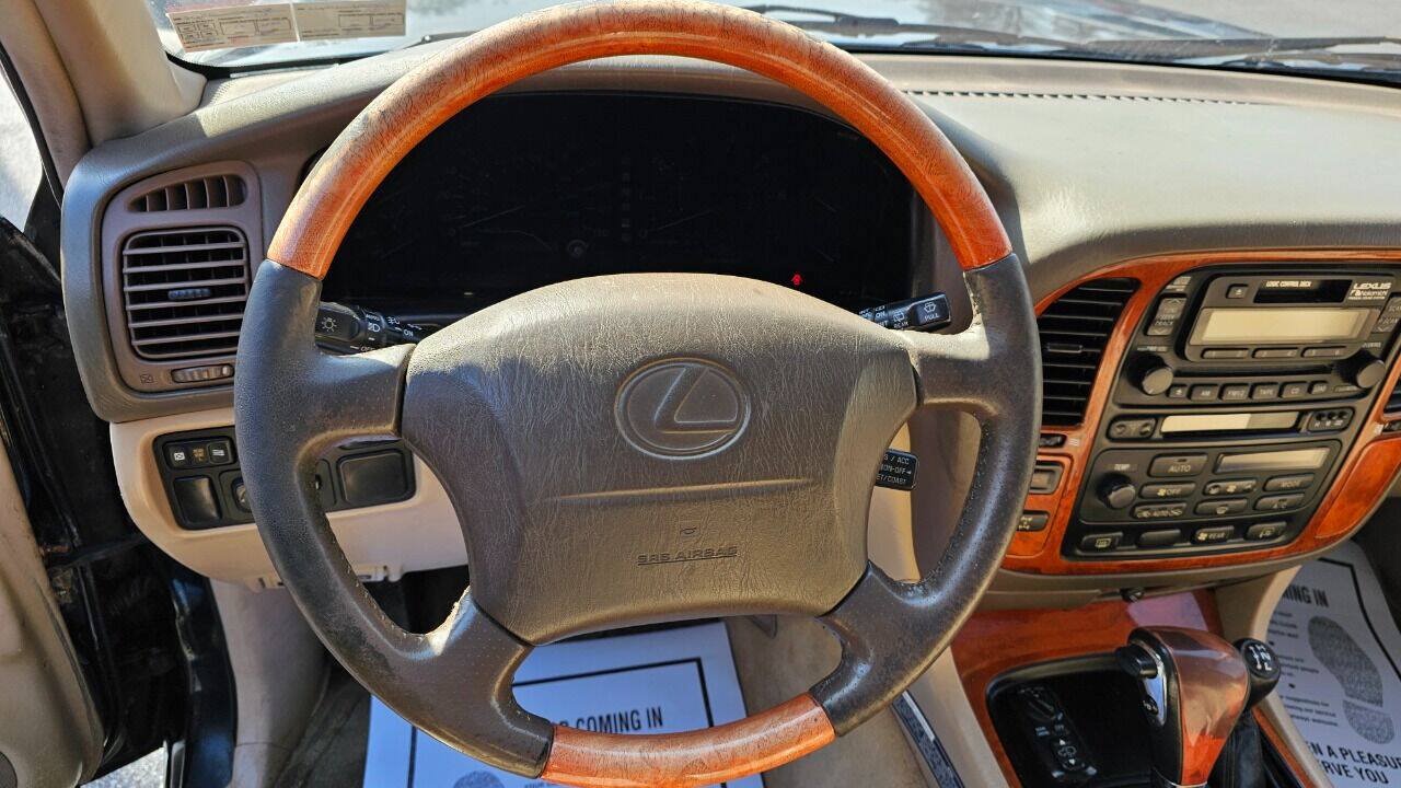 Used 2000 Lexus LX 470 4WD image 18