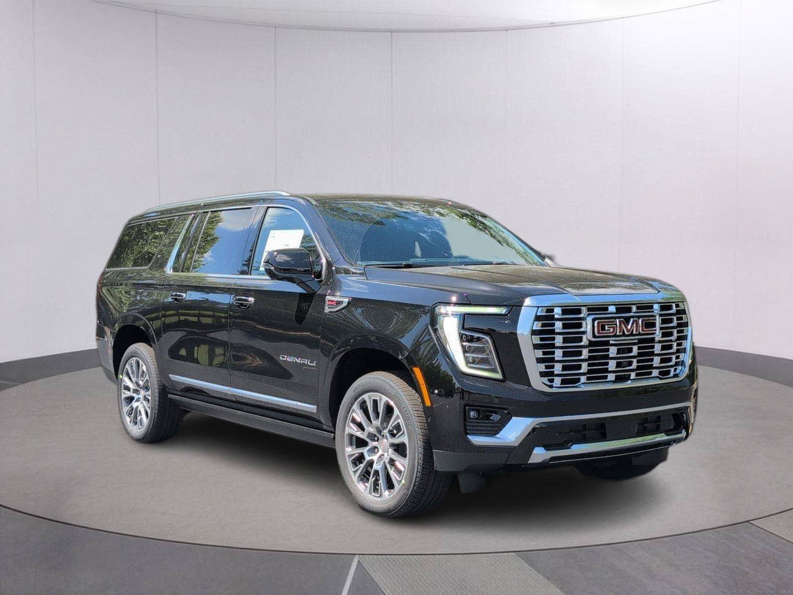 New 2026 GMC Yukon XL Denali w/ Denali Reserve Package AWD/4WD image 8