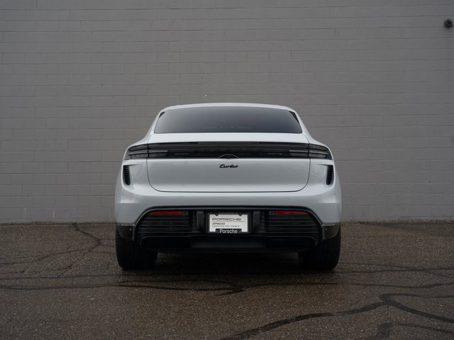 Used 2025 Porsche Macan Turbo Electric image 6