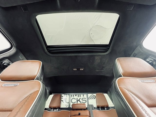 Used 2024 GMC Sierra 3500 Denali Ultimate image 28