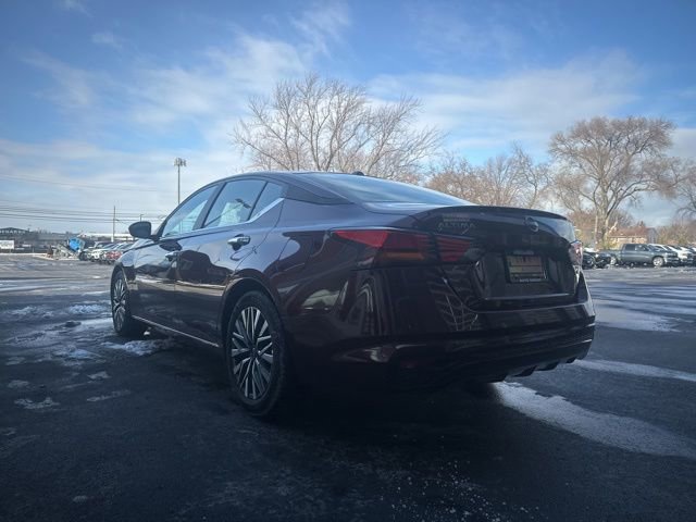 Used 2025 Nissan Altima 2.5 SV image 7