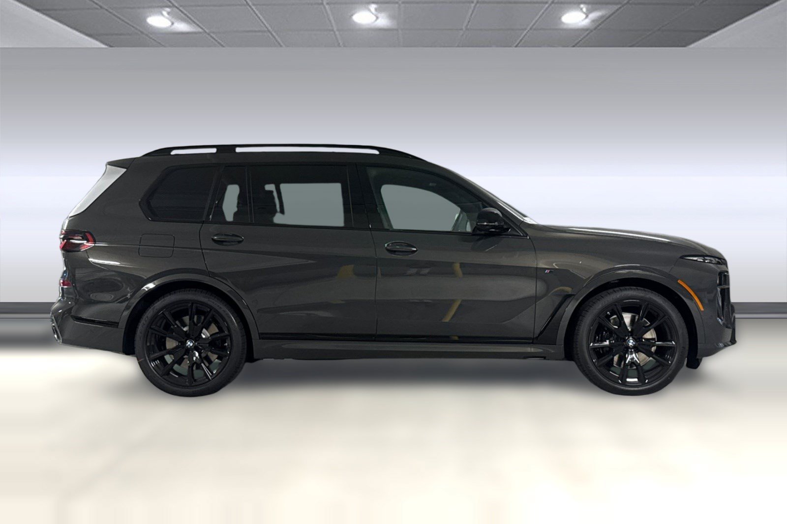 New 2027 BMW X7 M60i AWD/4WD image 8