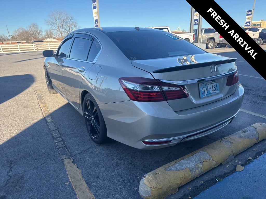 Used 2016 Honda Accord EX-L image 4