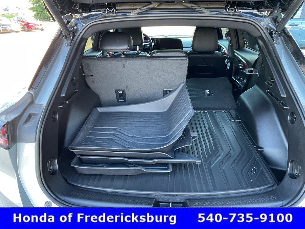 Used 2024 Chevrolet Equinox EV RS FWD image 24