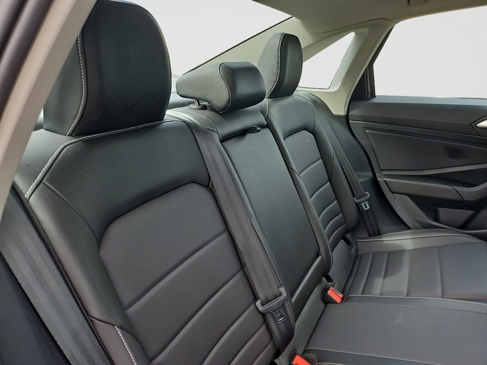 Used 2024 Volkswagen Jetta SE FWD image 43