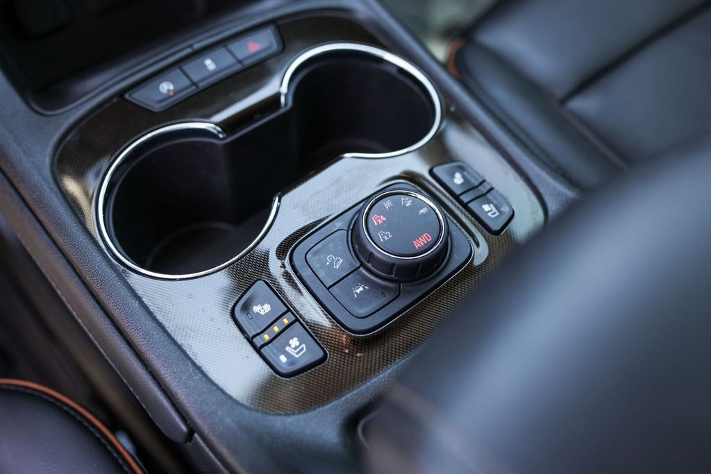 Used 2023 GMC Acadia AT4 w/ Technology Package AWD/4WD image 22