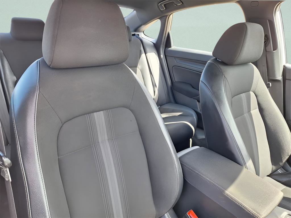 Used 2022 Honda Civic Sport image 28