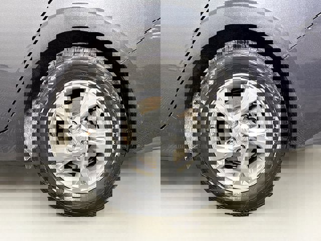 Used 2021 Hyundai Elantra SE image 24