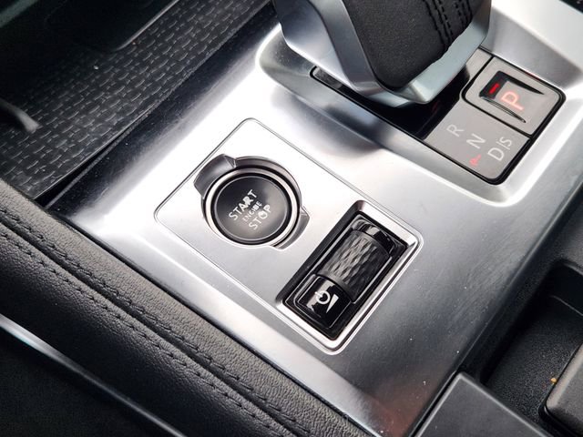 Used 2023 Jaguar F-PACE S AWD/4WD image 8