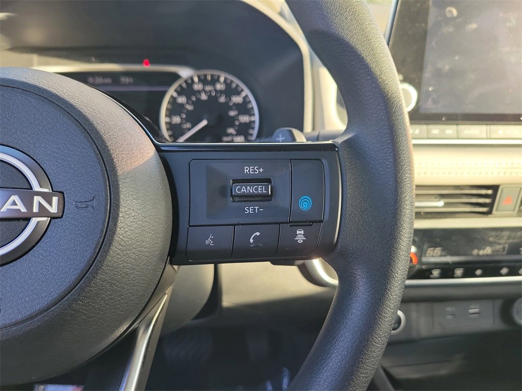 Certified 2023 Nissan Rogue SV image 20