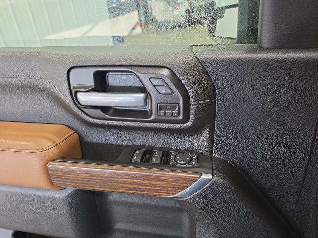 Used 2021 Chevrolet Silverado 3500 High Country w/ Z71 Off-Road Package AWD/4WD image 20
