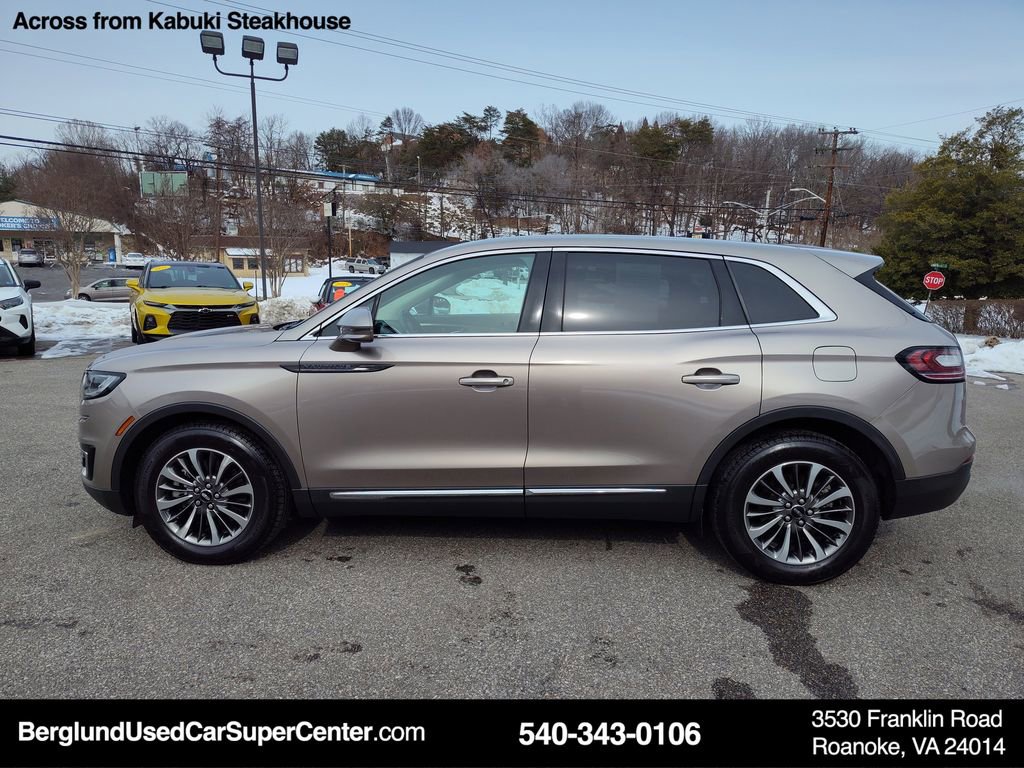 Used 2020 Lincoln Nautilus Premier w/ Equipment Group 101A image 7