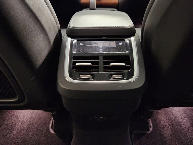 Used 2024 Volvo XC90 B5 Plus image 31
