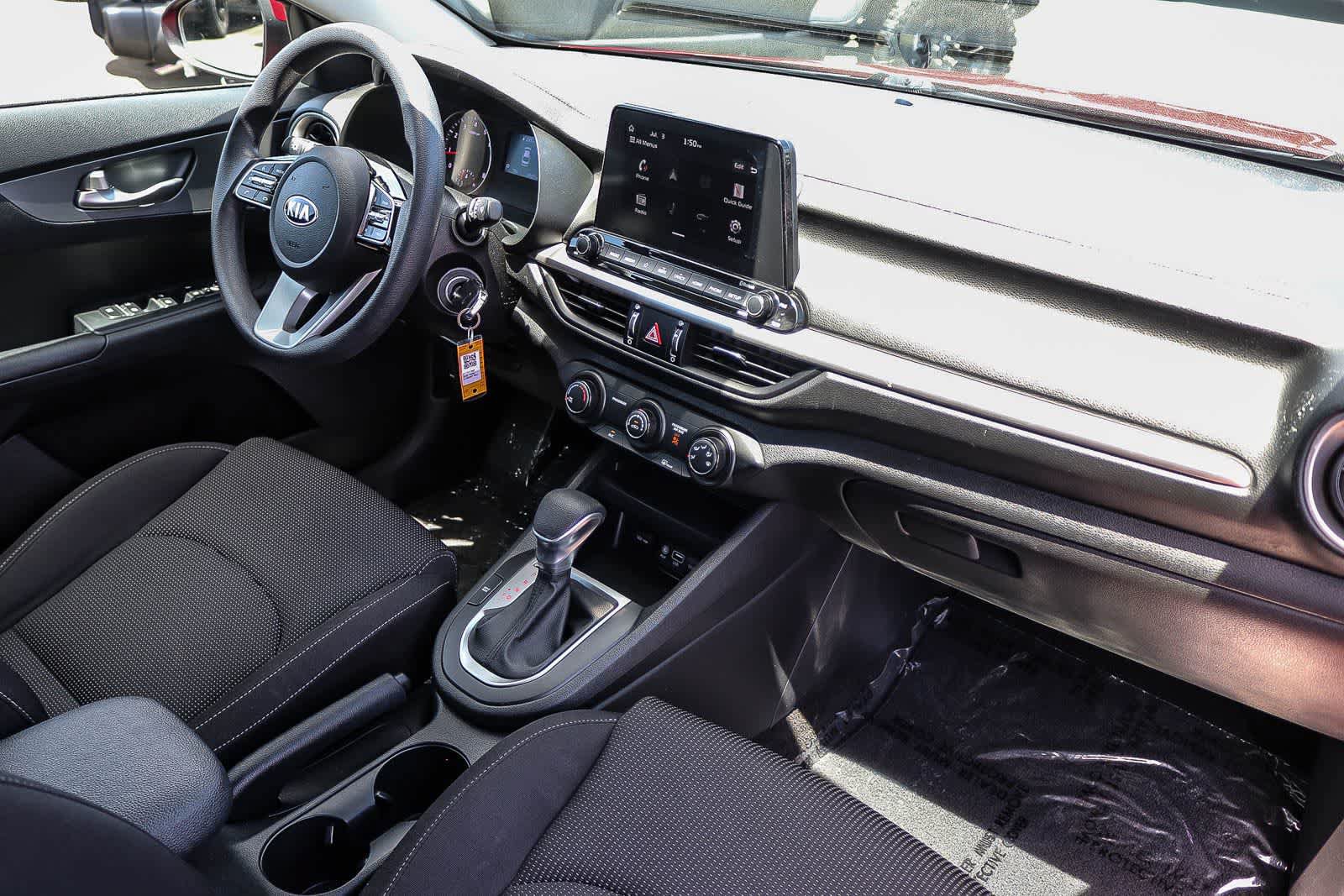 Used 2020 Kia Forte LXS FWD image 16