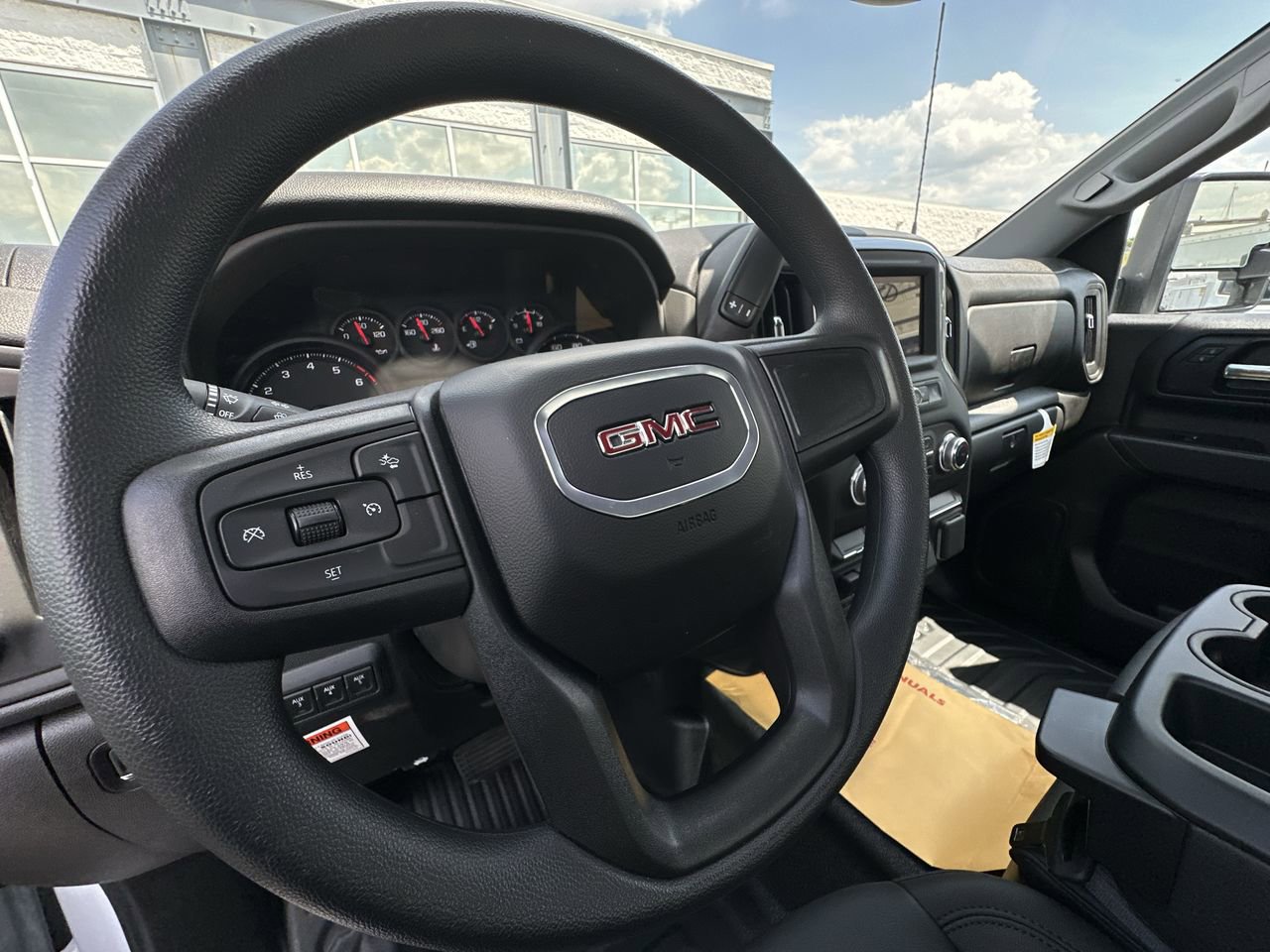 New 2025 GMC Sierra 2500 Pro w/ Convenience Package image 14