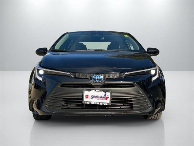 Certified 2025 Toyota Corolla LE video 2