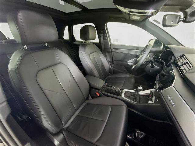 Certified 2024 Audi Q3 2.0T Premium w/ Convenience Package AWD/4WD image 26